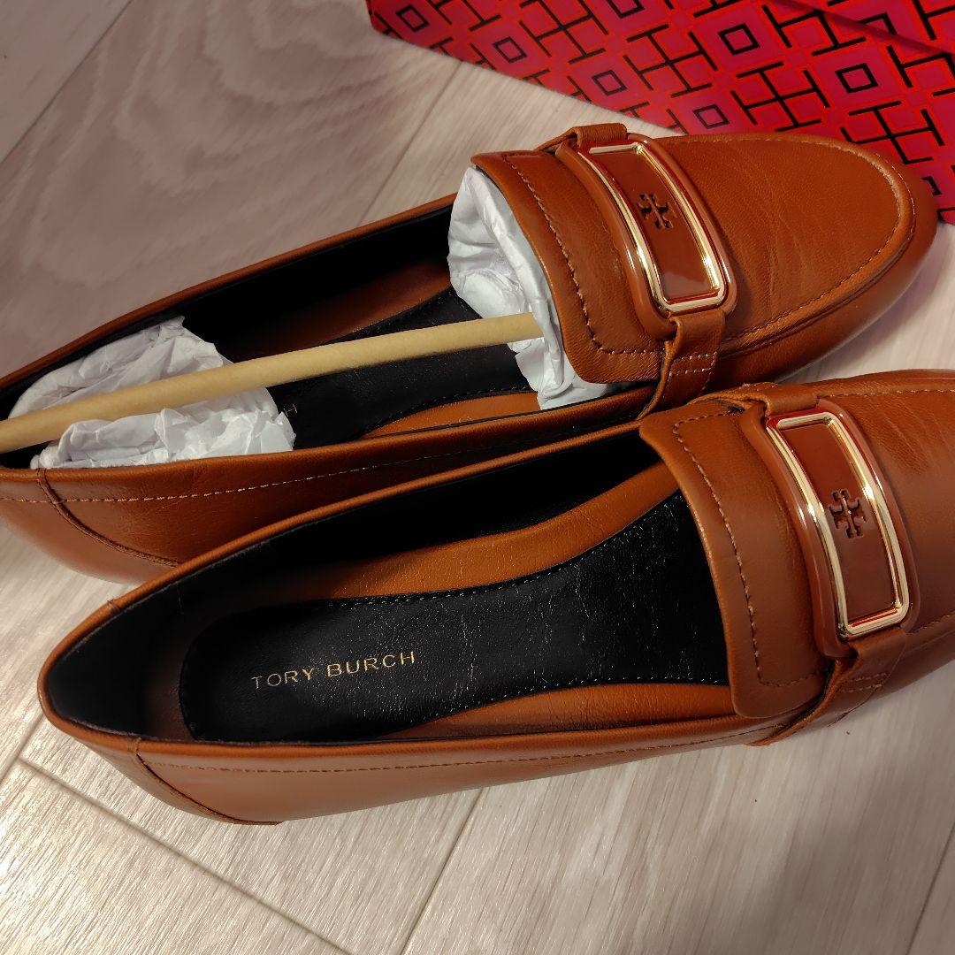 Tory Burch ブラウンレザー ローファー
