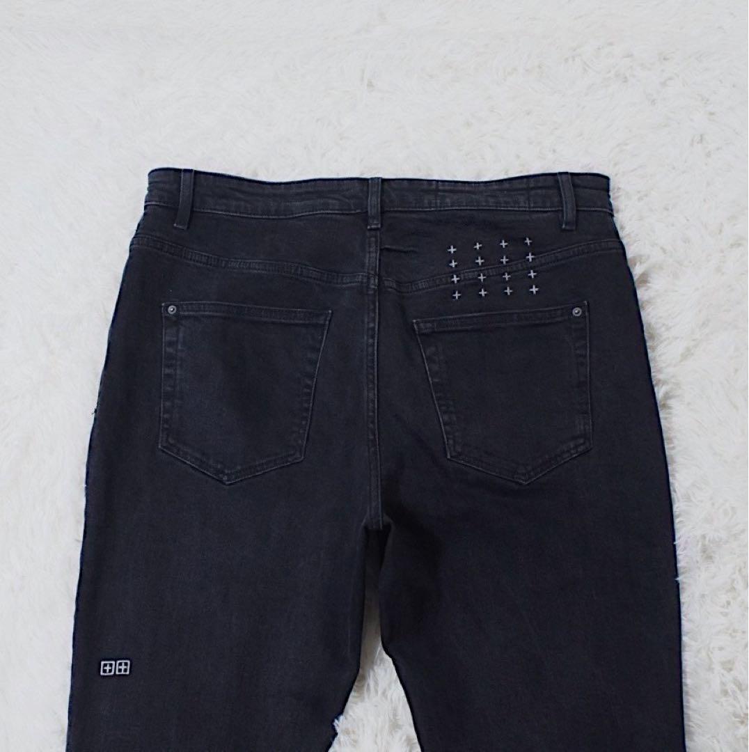 大きいサイズ《ksubi》ブラックスキニー(W32)黒 ストレッチ 加工 刺繍
