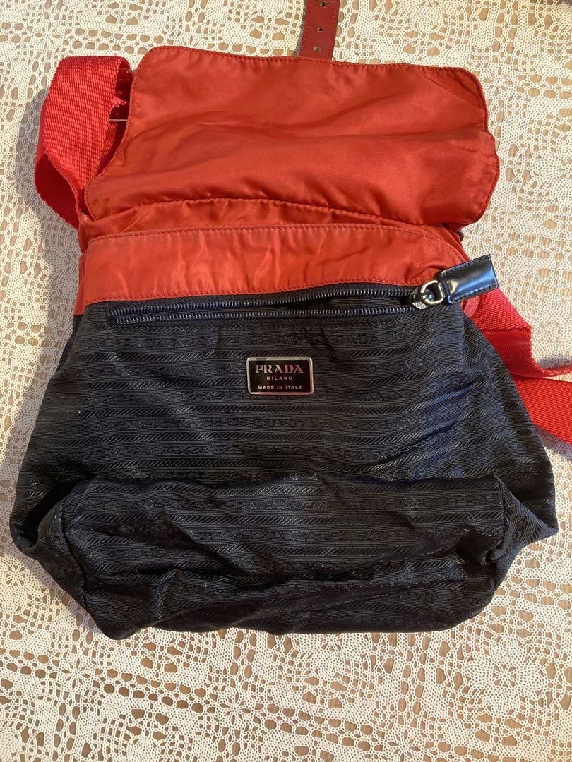PRADA 赤