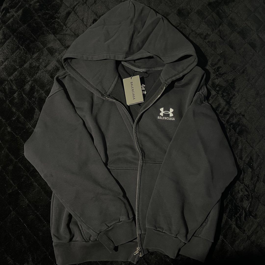 【BALENCIAGA】UNDER ARMOUR ジップパーカー