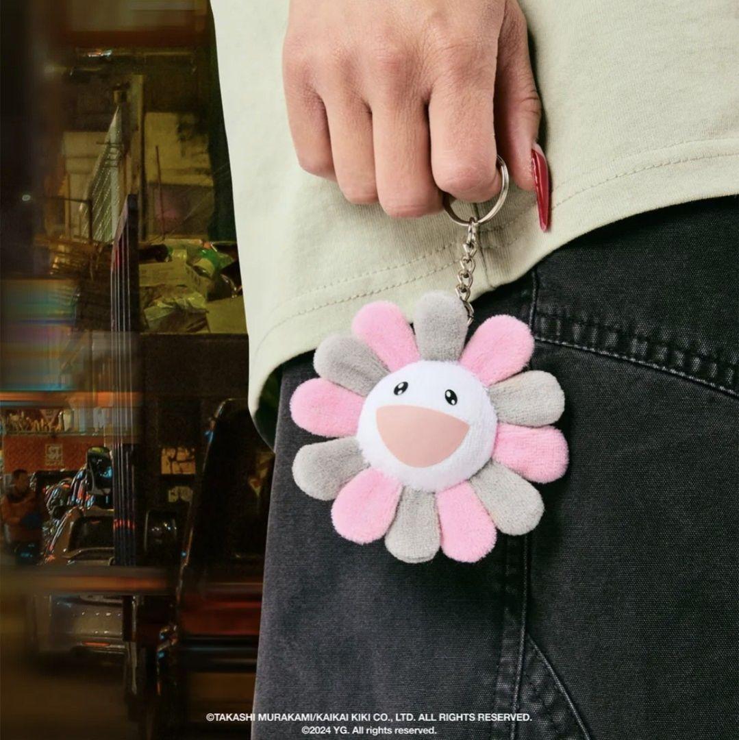 【未開封】村上隆 ✖️ ブラックピンク フラワーキーチェーン グレー BLACKPINK MURAKAMI 村上隆 カイカイキキ キーチェーン