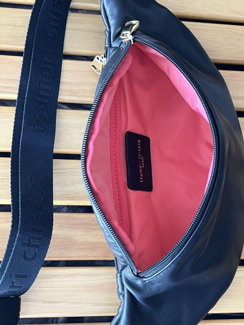 tsumori chisato CARRY ラムレザー ボディバッグ