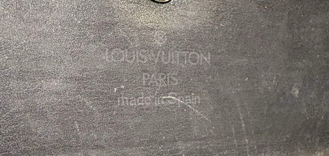 LOUIS VUITTON ルイヴィトン エピ キーケース ブラック