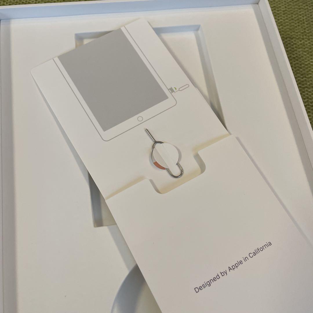 iPad 第6世代 Wi-Fi＋Cellular 128GB