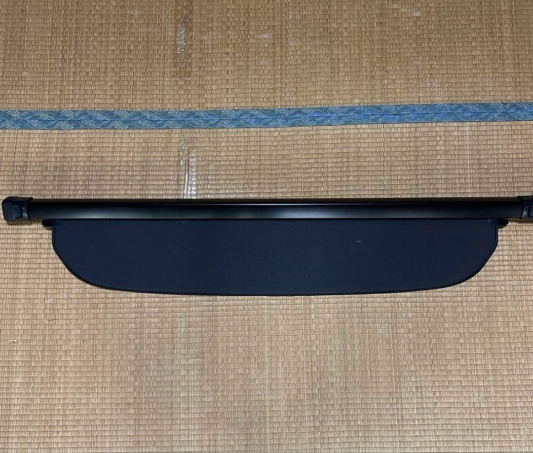 TOYOTA専用ハリアー80 トノカバー（純正品）