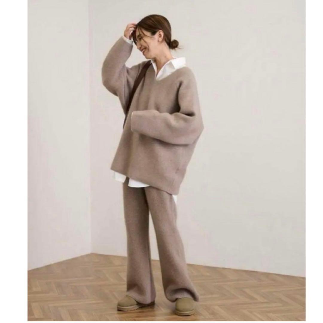 【美品】 フレームワーク ファーヤーン接結Vネックプルオーバー 近年モデル 【美品】 フレームワーク ファーヤーン接結Vネックプルオーバー 近年モデル