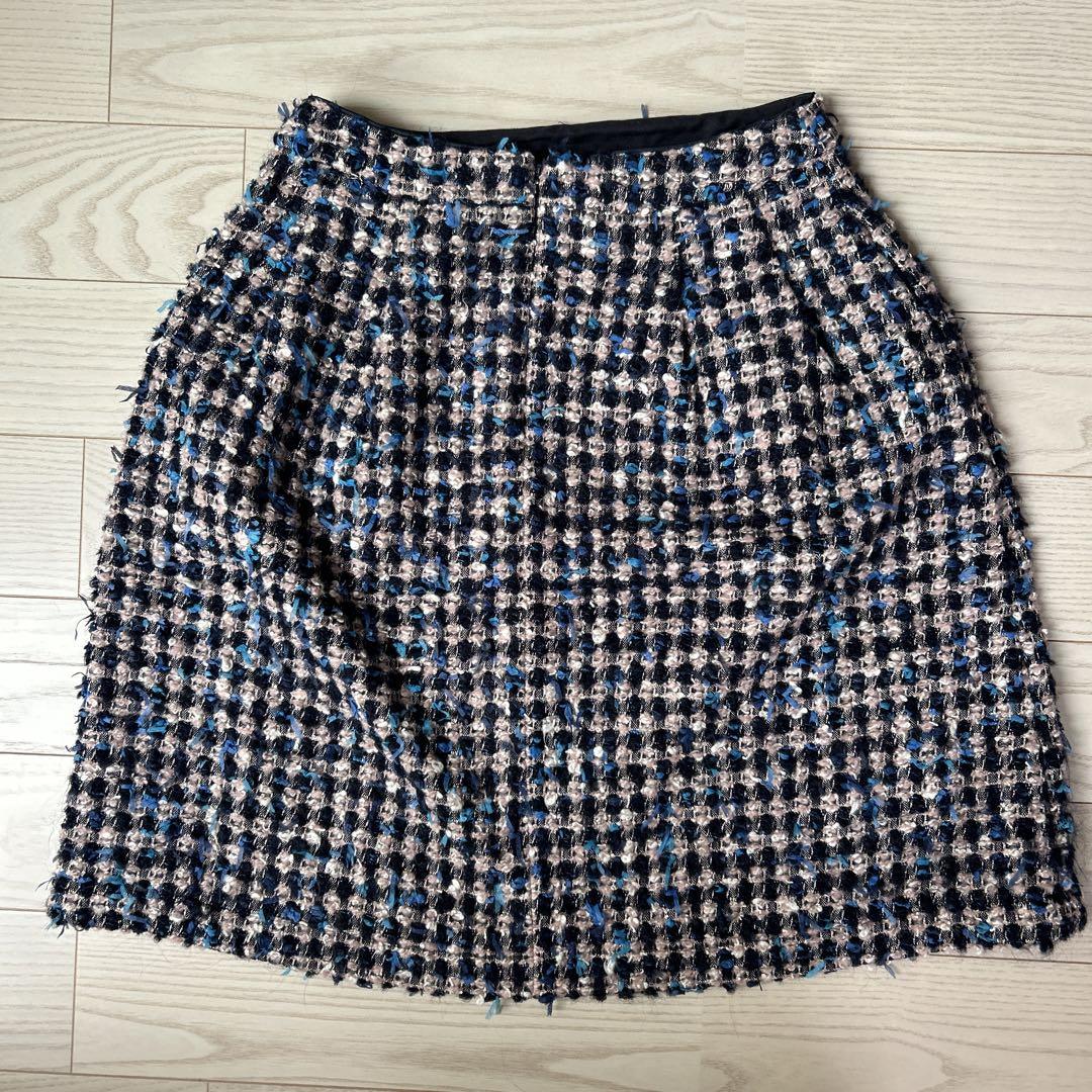 ほぼ新品　TOCCAスカート