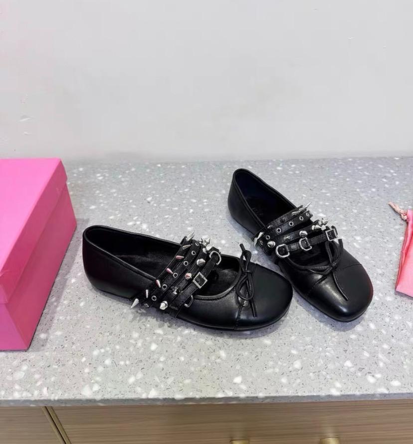 ABRA Spike Ballerina Flats ホワイト 37