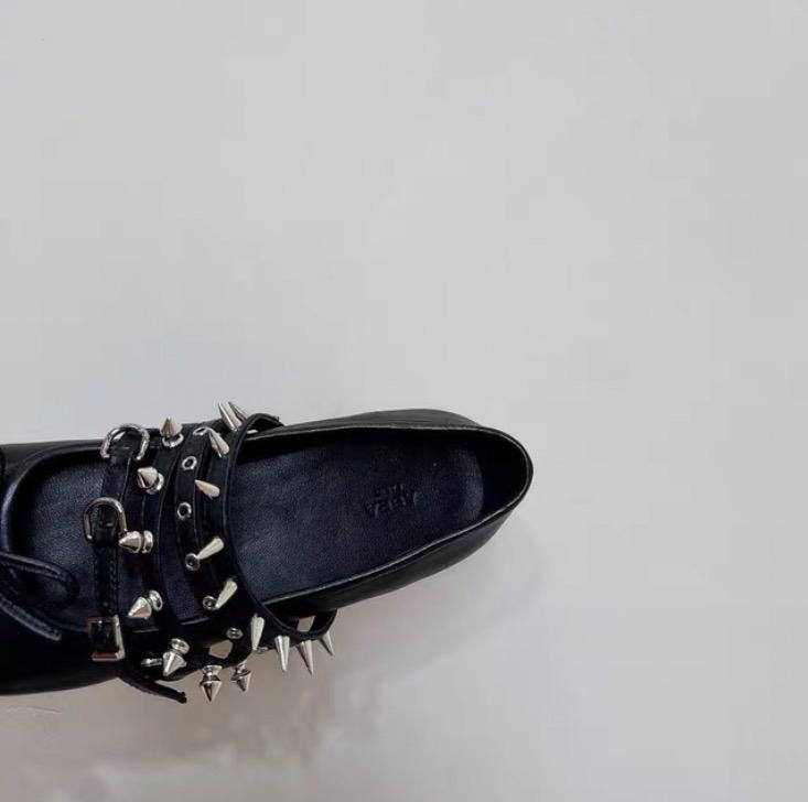 ABRA Spike Ballerina Flats ホワイト 37
