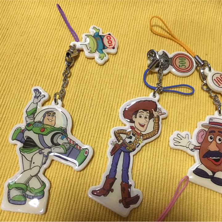 メルカリ ディズニーリゾート トイストーリーマニアのストラップセット 未使用品 6個セット キャラクターグッズ 1 500 中古や未使用のフリマ メルカリ ディズニーリゾート トイストーリーマニアのストラップセット 未使用品 6個セット キャラクターグッズ 1 500 中古や未使用のフリマ