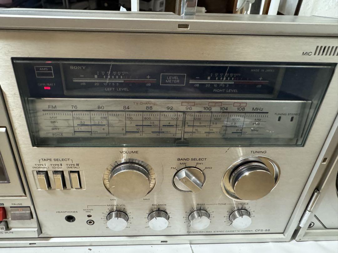 SONY CFS-88 4バンド ラジオ カセットプレイヤー | eBay