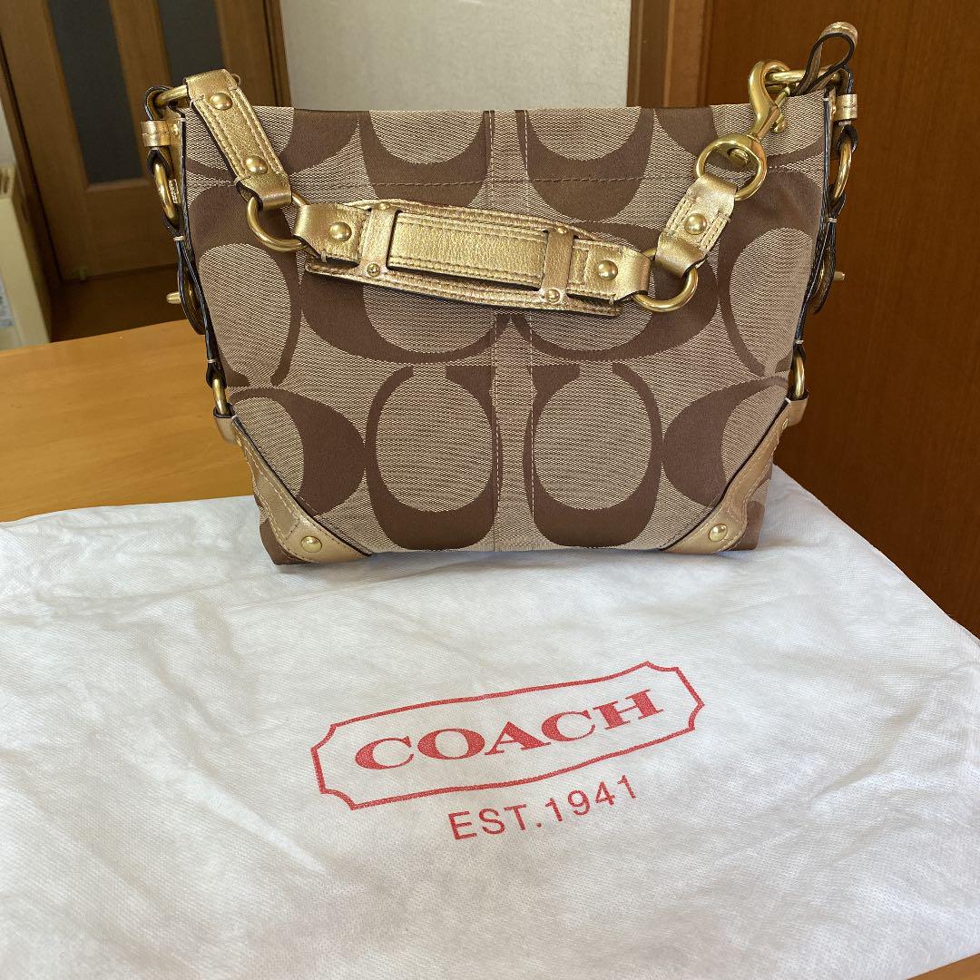高い素材 COACH コーチ ショルダーバッグ -