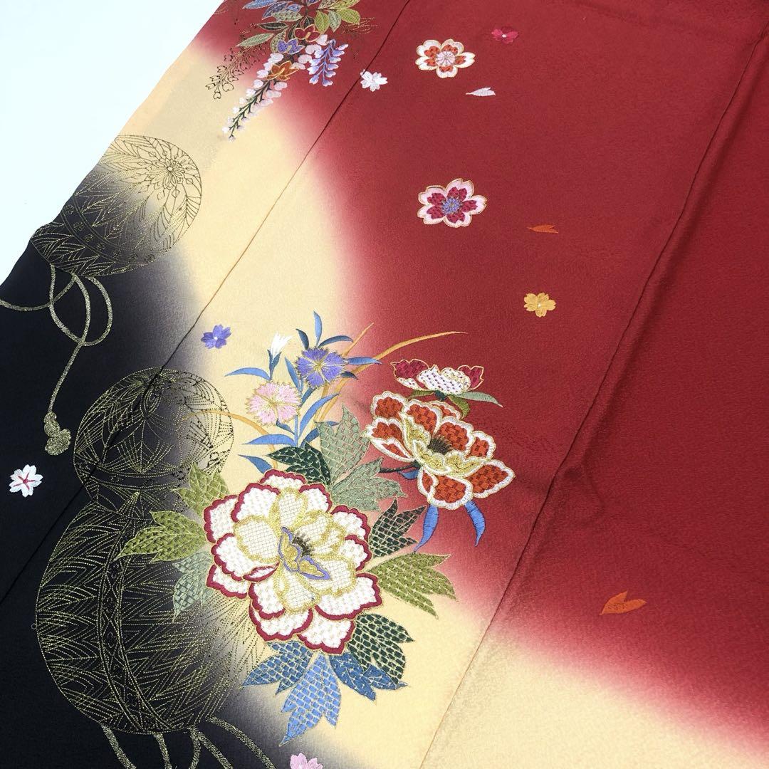 熱販売 刺繍 暈し 振袖 MK-1399 花模様 成人式 赤色 縮緬 金駒刺繍 着物・浴衣