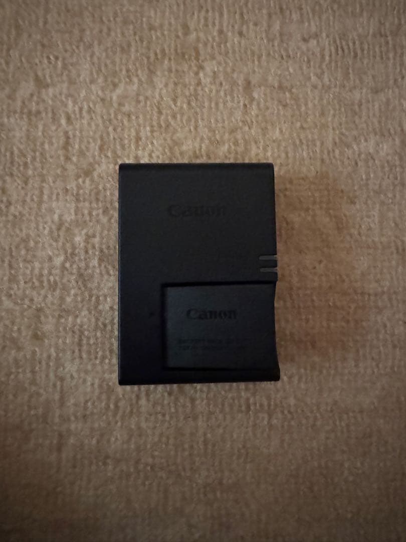 Canon EOS Kiss X9 デジタル一眼レフ Canon EOS Kiss X9 デジタル一眼レフ