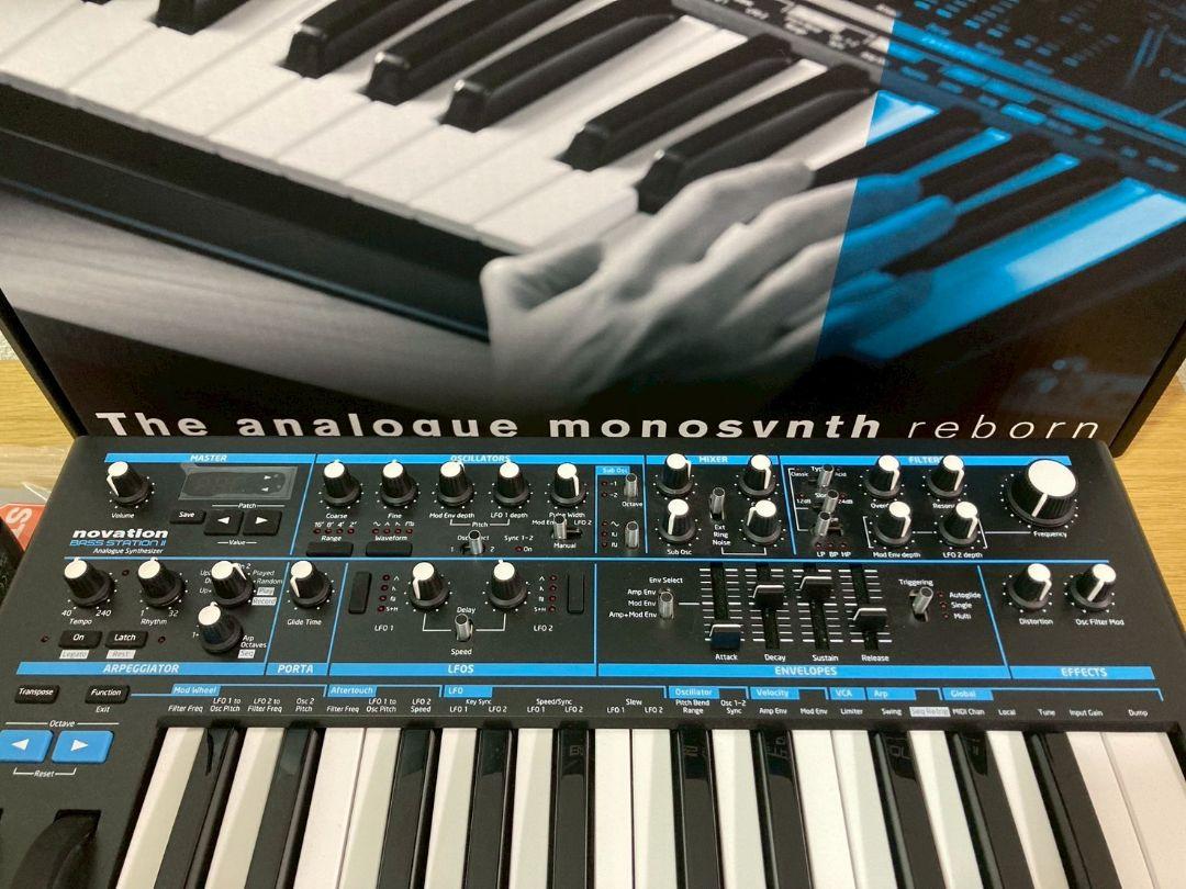 Novation Bass Station II アナログシンセサイザー