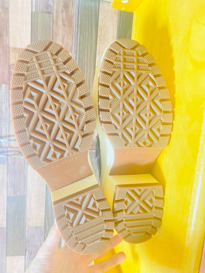 【新品/未使用】韓国限定品 converse コンバース ハイカット ヒール