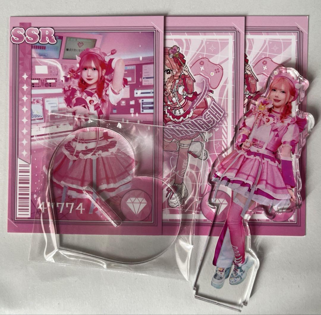 大人気新作 NANIMONO 47774 メルカリ - アクスタトレカセット アイドル