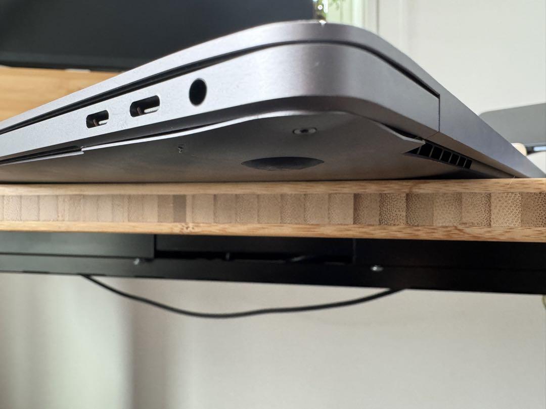【ジャンク】Macbook Pro 2019 16インチ 16GB 1TB Apple MacBook Pro 16