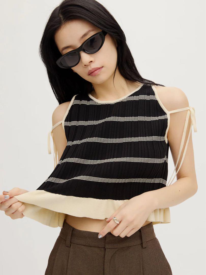MEDI PURIPURI SHORT KNIT TOP ブラック MEDI PURIPURI SHORT KNIT TOP
