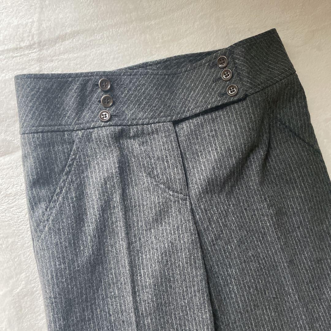 極美品⭐︎VALENTINO グレー ストライプ パンツスーツ セットアップ 40 極美品⭐︎VALENTINO グレー ストライプ パンツスーツ