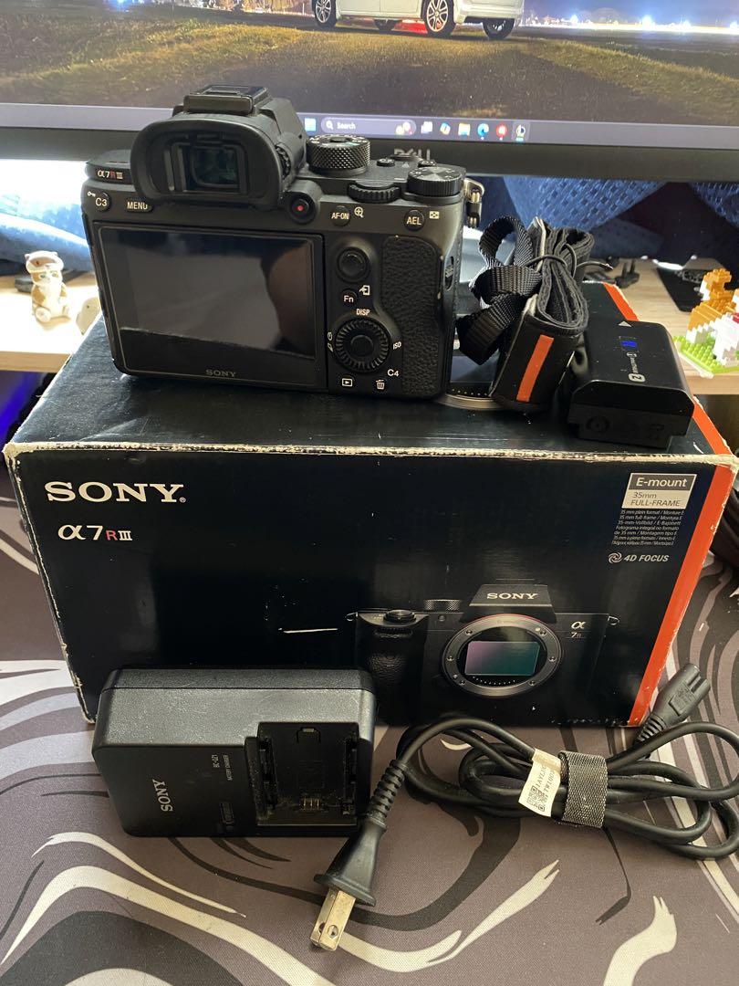 Sony a7RIII + カメラ保護フレームリグ付き　付属品