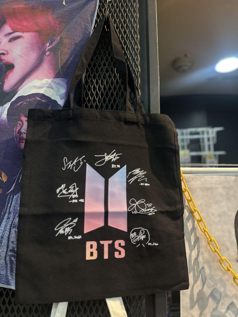 BTS サイン入り トートバッグ 40cm - メルカリ