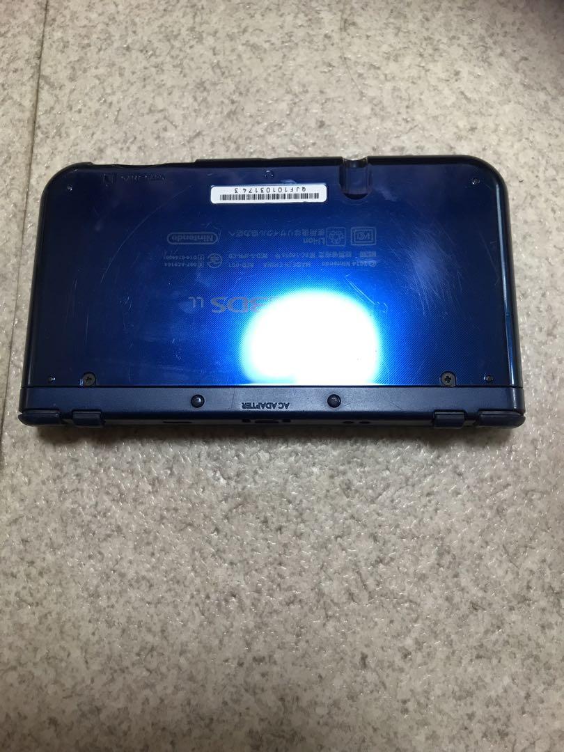 New Nintendo 3DS LL ネイビー + ゲームソフト2本