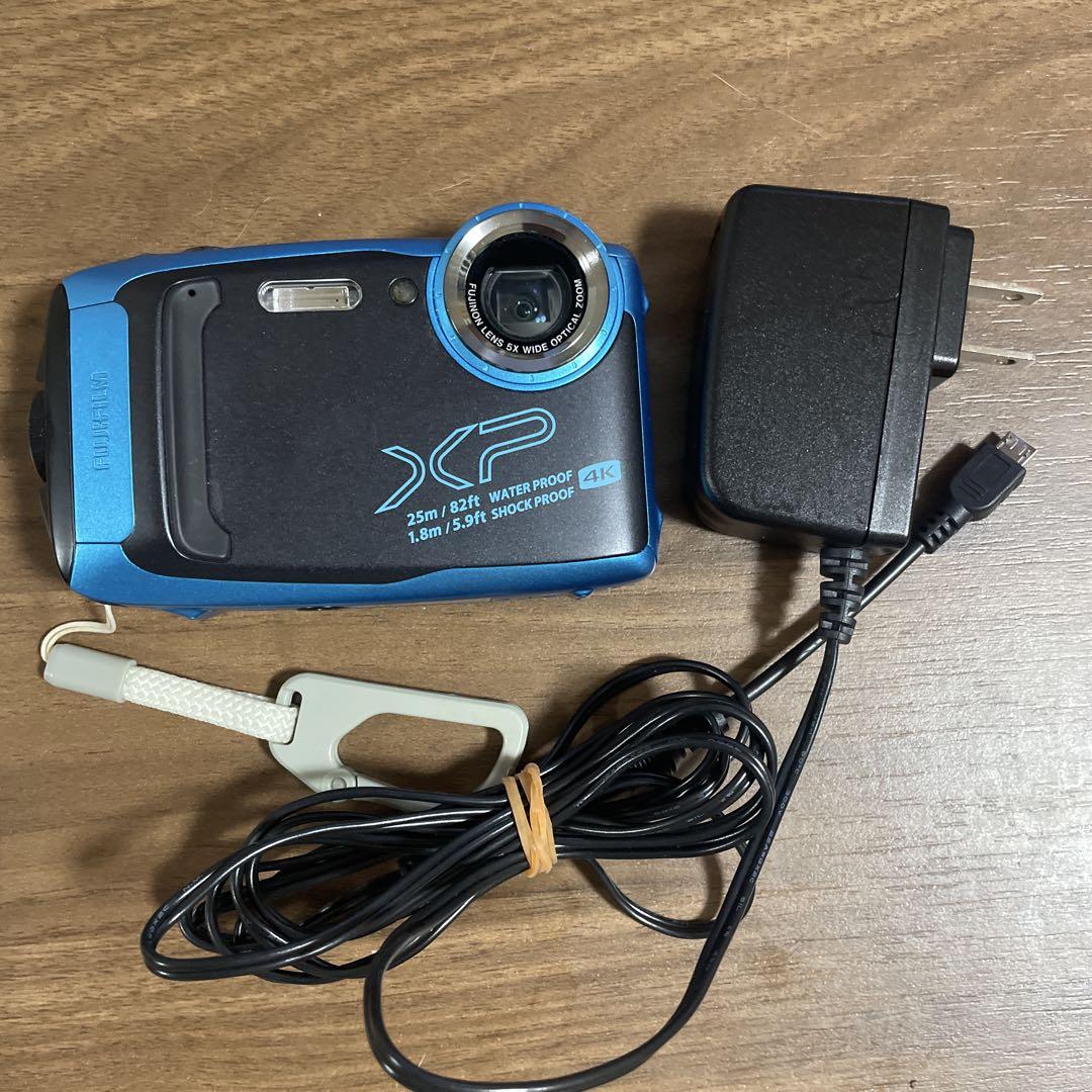 FUJIFILM 富士フイルム　 FinePix XP140