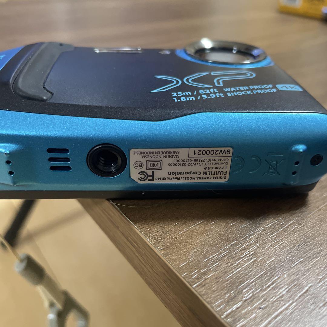 FUJIFILM 富士フイルム　 FinePix XP140
