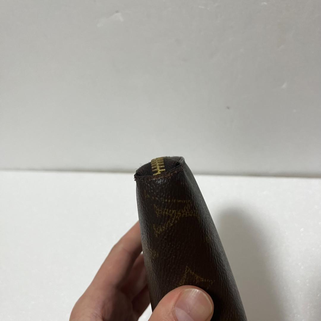 ルイヴィトン　モノグラム　長財布　ジッピーウォレット　M60017