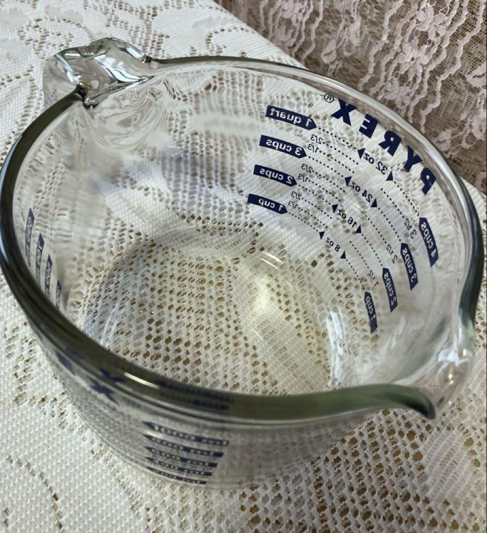青文字 Pyrex 耐熱ガラスの計量カップ 1,000㎖　ヴィンテージ