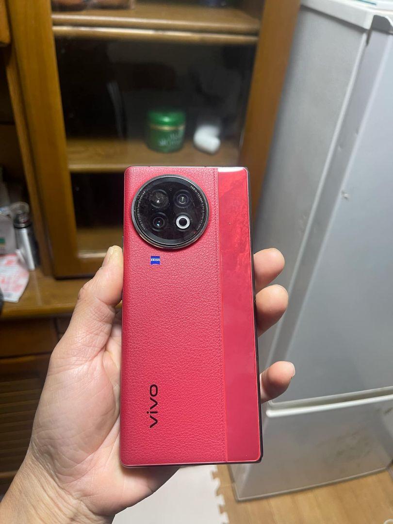スマートフォン本体 Vivo x fold2 512GB