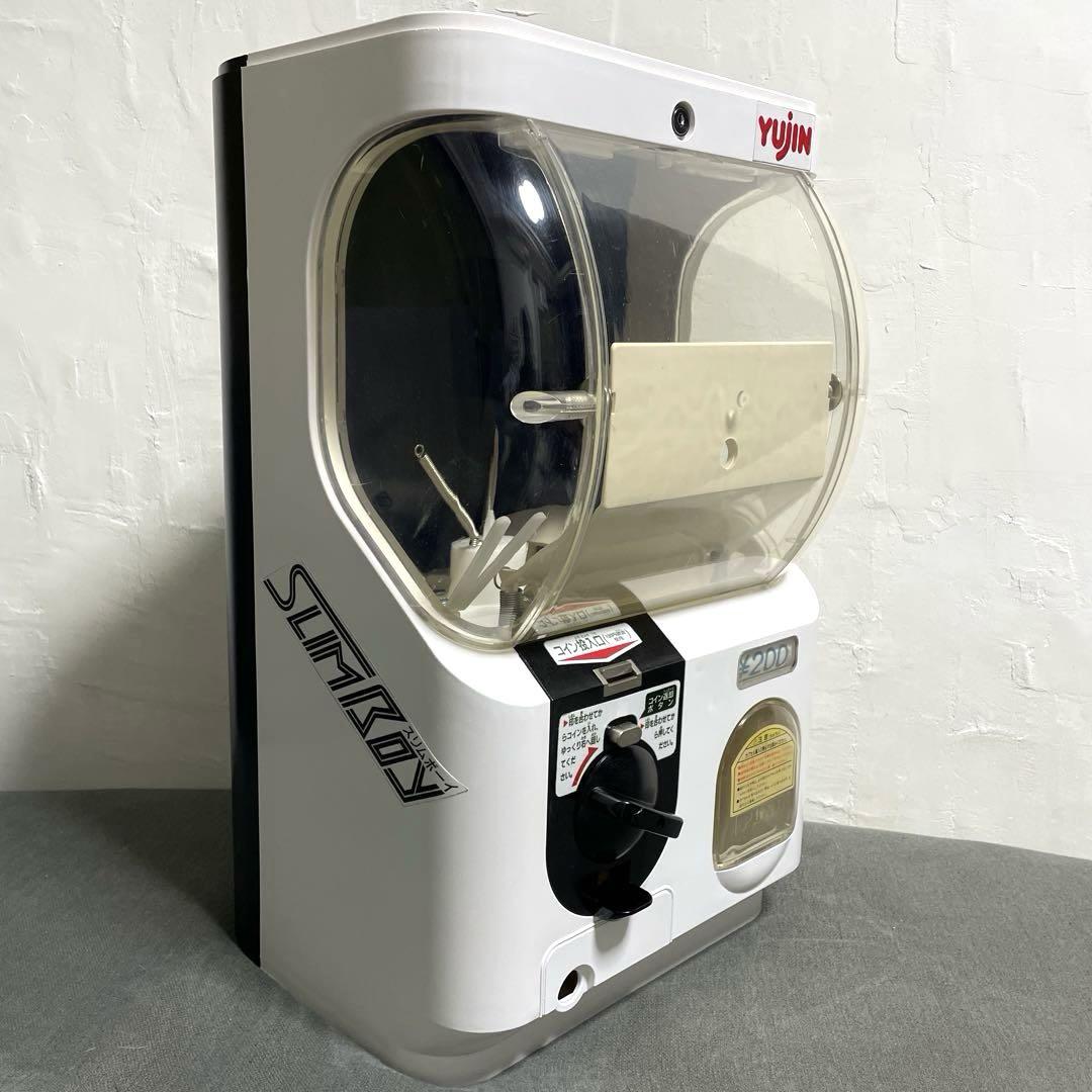 美品！ガチャガチャ本体　全塗装リメイク品　カプセル中身付き！