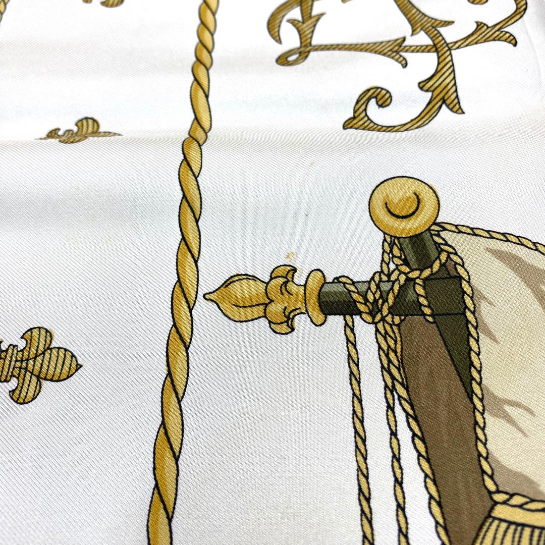 HERMES/エルメス クイーンの載冠式 シルク スカーフ c_079