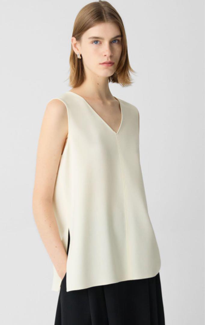 Admiral Crepe Vneck Top
