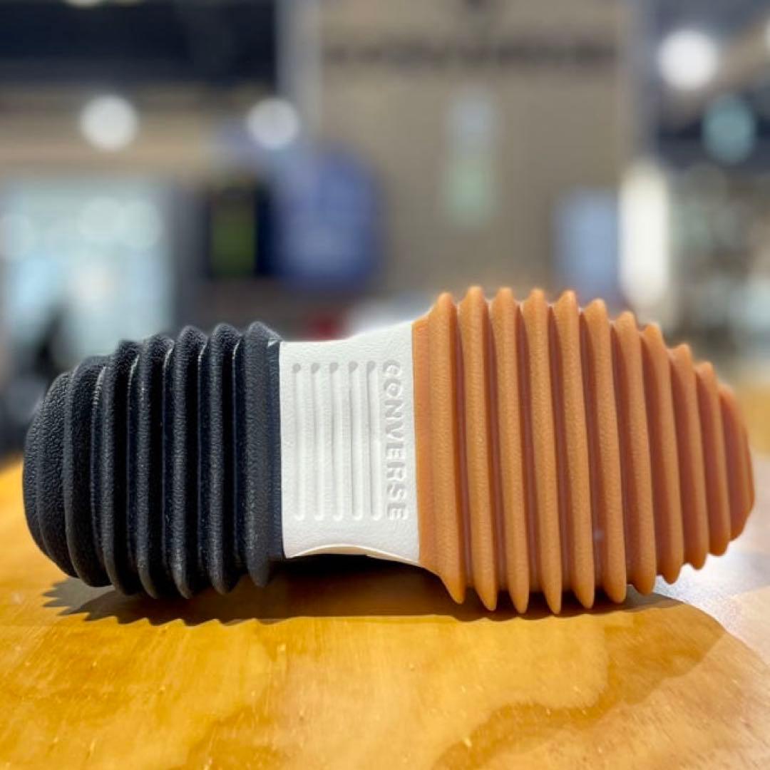 22.5cm＊ブラック　黒＊ローカット＊コンバース＊韓国限定　ランスター