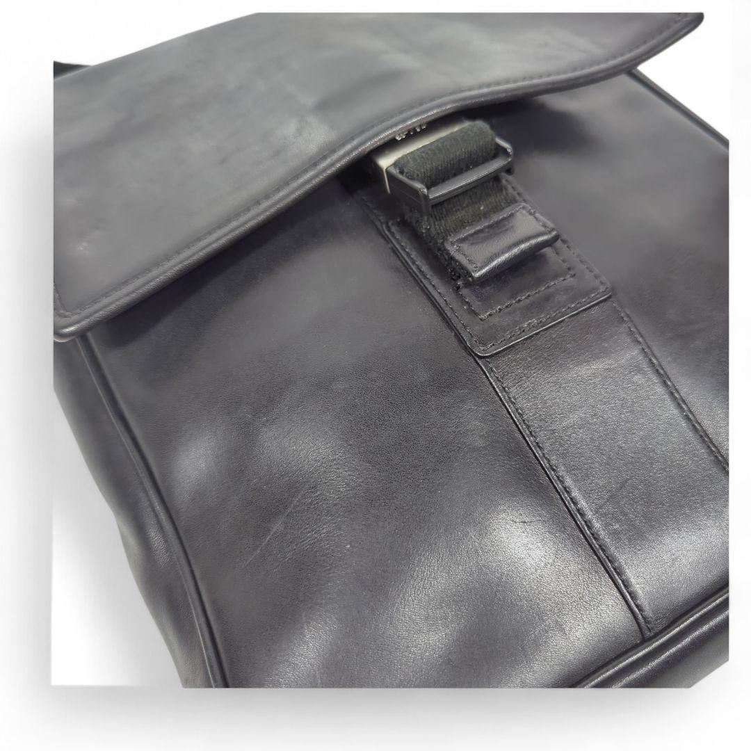 COACH ショルダーバッグ メッセンジャーバッグ レザー 黒