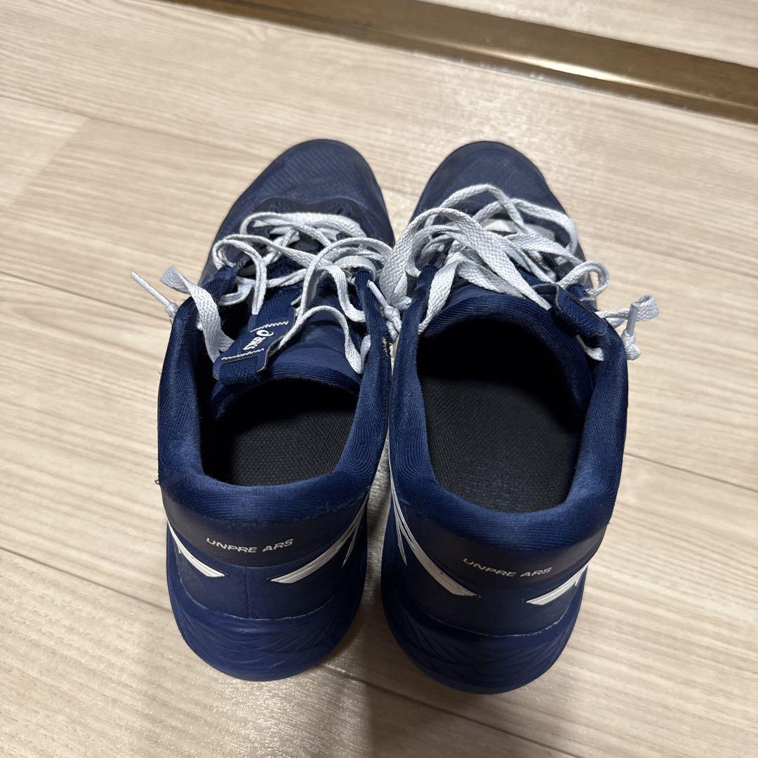 asics アンプレアルスlow2