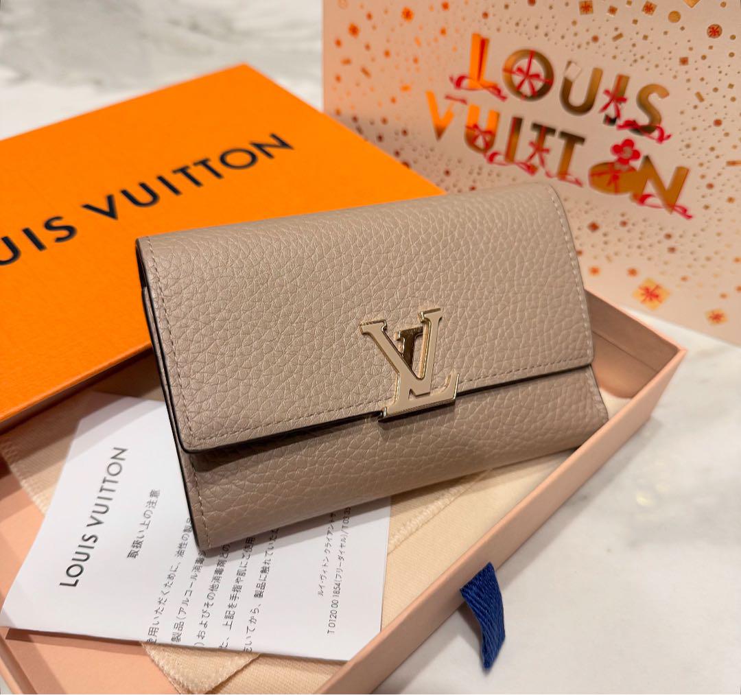 LOUIS VUITTON 三つ折り財布 ポルトフォイユ・カプシーヌ コンパクト