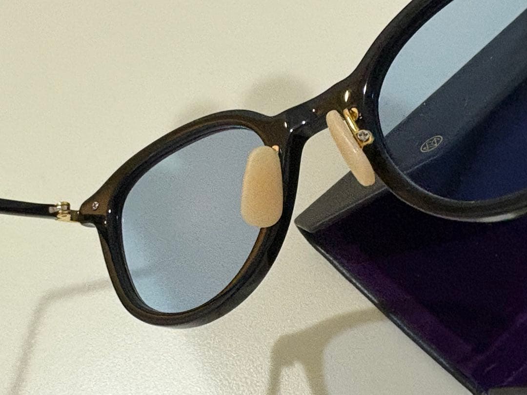 美品 ayame アヤメ BARHEIM バルハイム 黒 カラーレンズ眼鏡 美品 ayame アヤメ BARHEIM バルハイム 黒 カラーレンズ眼鏡