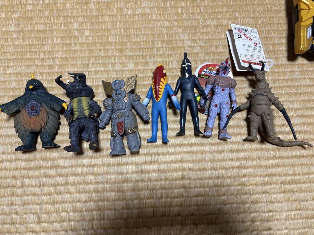 ウルトラマン　ソフビ　怪獣　まとめ売り　ライブサイン　28体　エクスデザイバー ウルトラマン ソフビ 怪獣 まとめ売り ライブサイン 28体 エクス