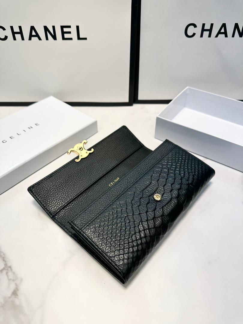 CELINE）セリーヌ 19 長財布
