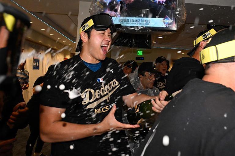 大谷翔平ドジャーズNLCS優勝9SEVENTYStretchSnapCAP限定品