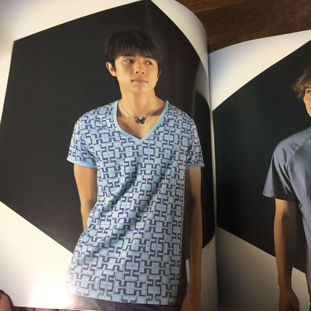 V6 volume6 Summer tour 2001 パンフレット - メルカリ