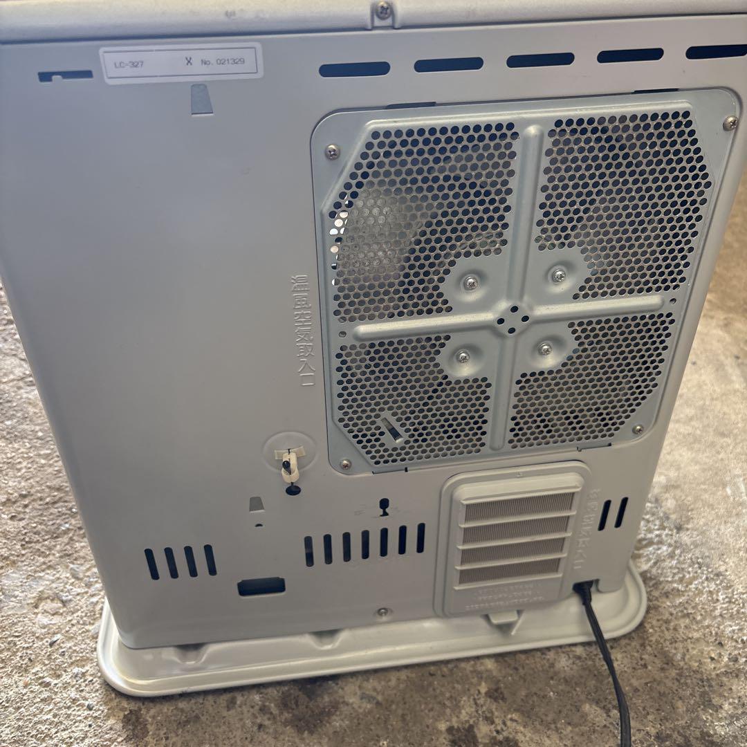 トヨトミ　石油ファンヒーター　LC-327