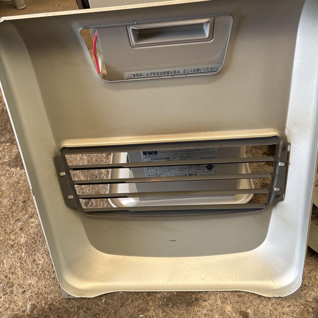 トヨトミ　石油ファンヒーター　LC-327