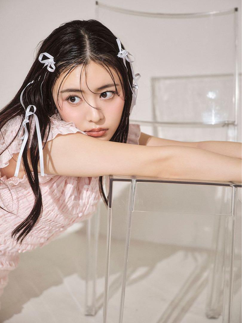 lilybrown リリーブラウン チュールシャーリングブラウス トップス