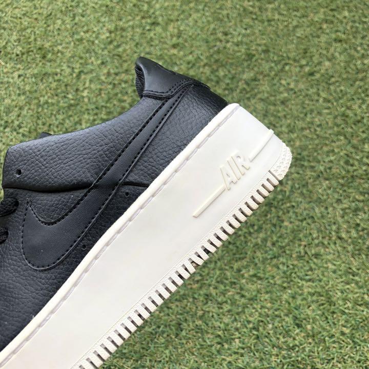 美品23.5NIKE AF-1 SAGE ナイキ エアフォース ワン H941 - メルカリ 美品23.5NIKE AF-1 SAGE ナイキ エアフォース ワン H941 - メルカリ