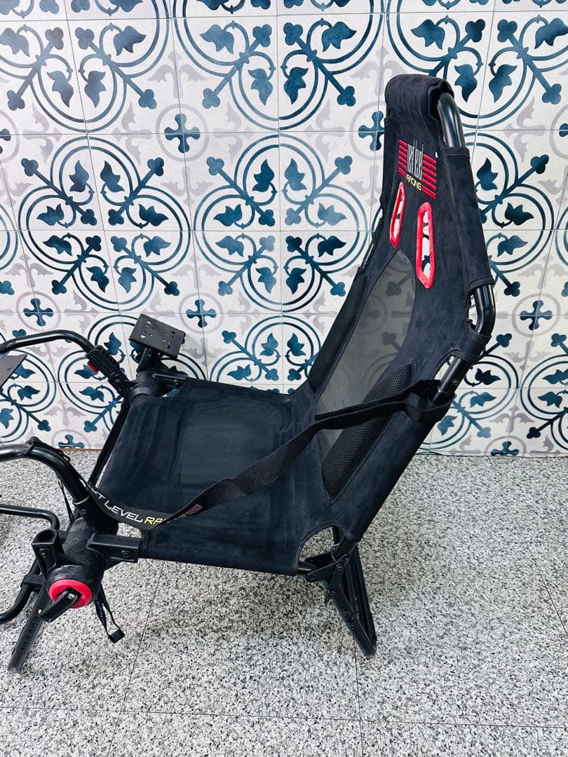 Next LevelRacingレーシングコックピットGT-Lite目立った傷や汚れなし