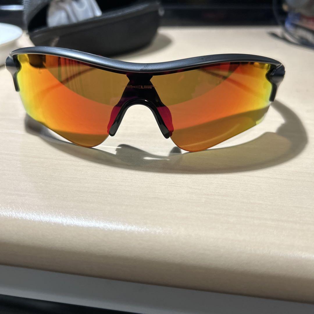 自分だけのサングラス/カスタムオーダー/OAKLEY – 名古屋栄の
